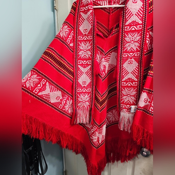 Tejidos Red Sweater/Cover up - Picture 2 of 4